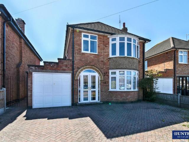 House for sale in Oadby, Leicestershire