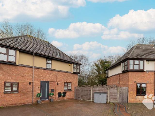 House for sale in Langdon Hills, Essex