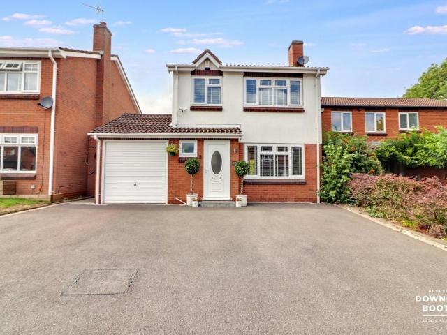 House for sale in Lichfield, Boley Park