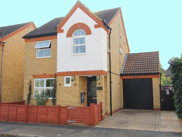House for sale in Sandy, Central Bedfordshire