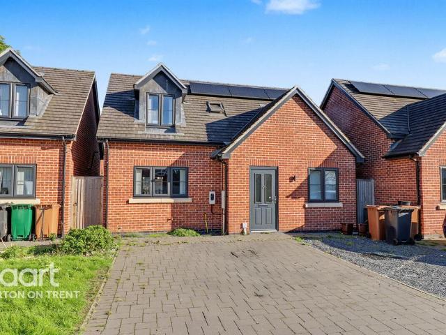 House for sale in Newhall, South Derbyshire
