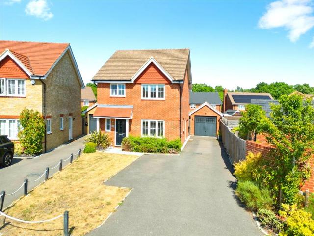 House for sale in Moulsham Green, Hart