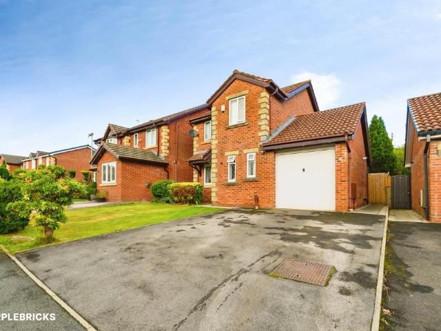 House for sale in Shawclough, Rochdale