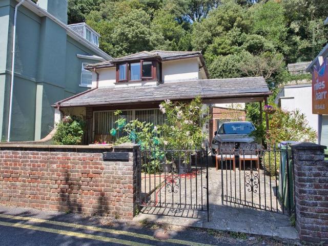 House for sale in Golden Valley, Folkestone