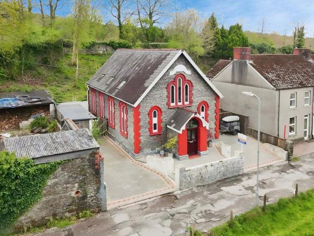 House for sale in Aberdulais, Blaenhonddan
