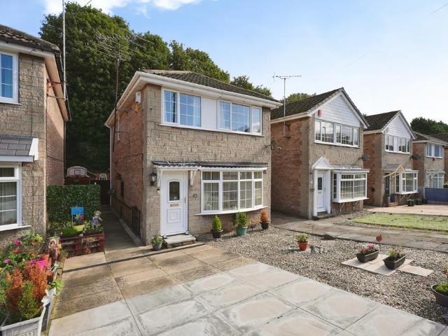 House for sale in Cleckheaton, West Yorkshire