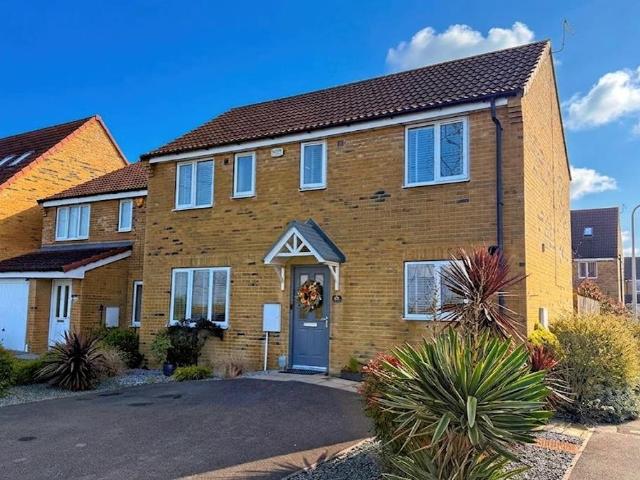 House for sale in Kingswood, Hull