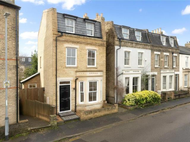 House for sale in Arbury, Cambridgeshire