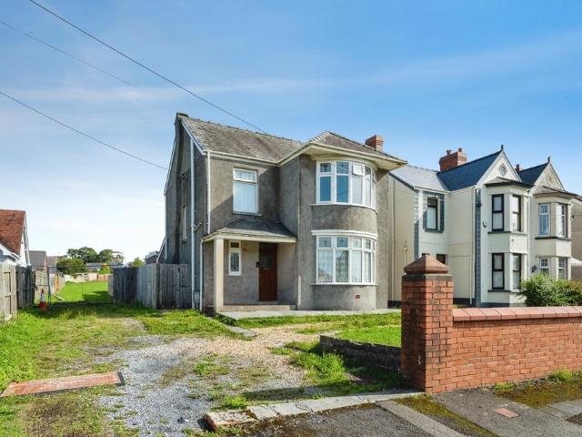 House for sale in Upper Loughor, Gorseinon