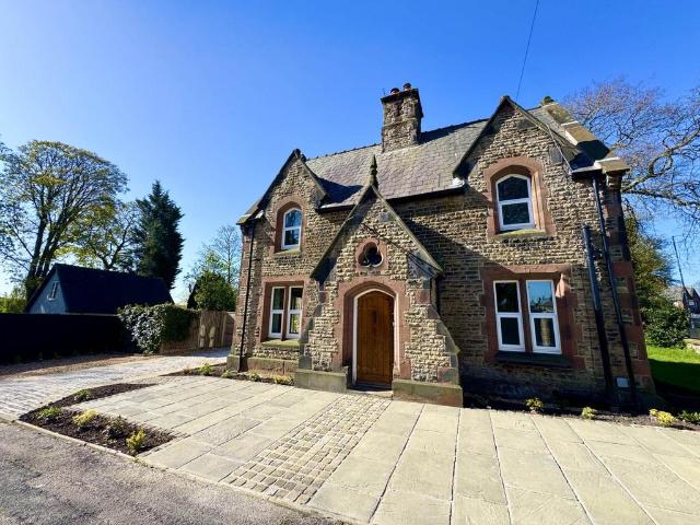House for sale in Denton's Green, St Helens