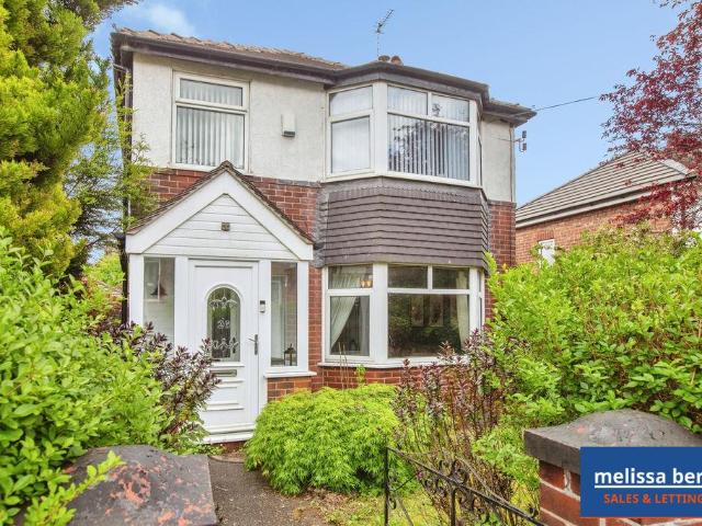 House for sale in Kirkhams, Bury