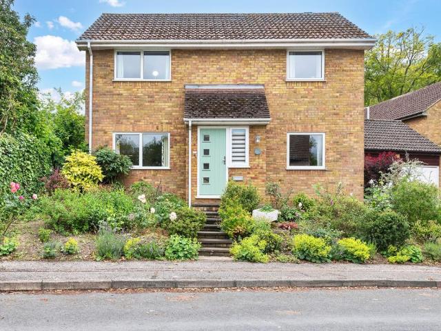 House for sale in King's Walden, Hertfordshire