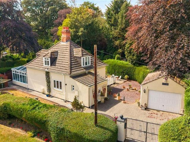 House for sale in Bradley, North East Lincolnshire