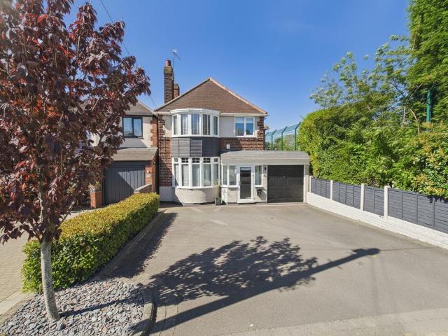 House for sale in Kettlebrook, Staffordshire