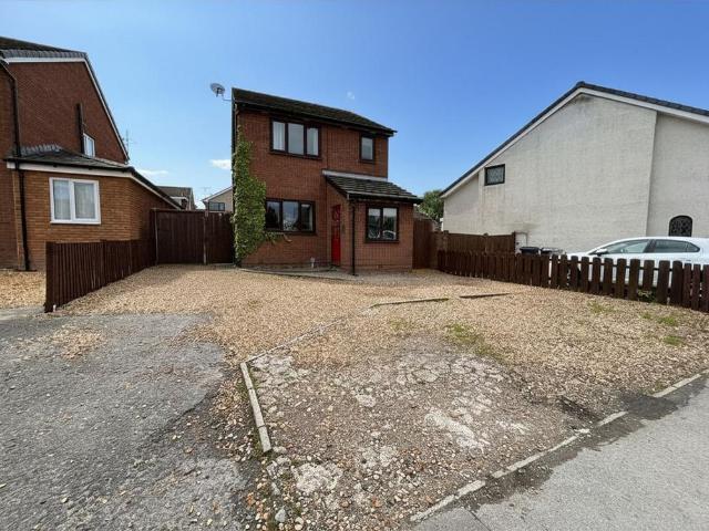 House for sale in Roby Mill, Lancashire