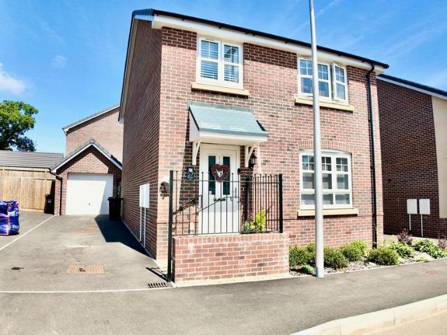 House for sale in Cwmgelli, Blackwood