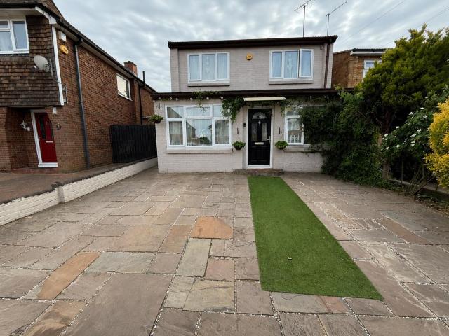 House for sale in Dunstable, Bedfordshire