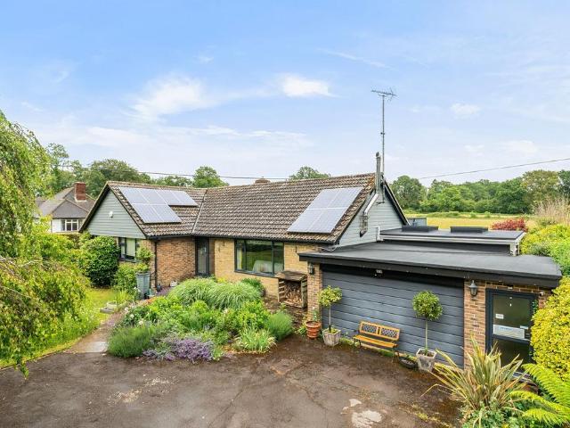 House for sale in Horsham, West Sussex