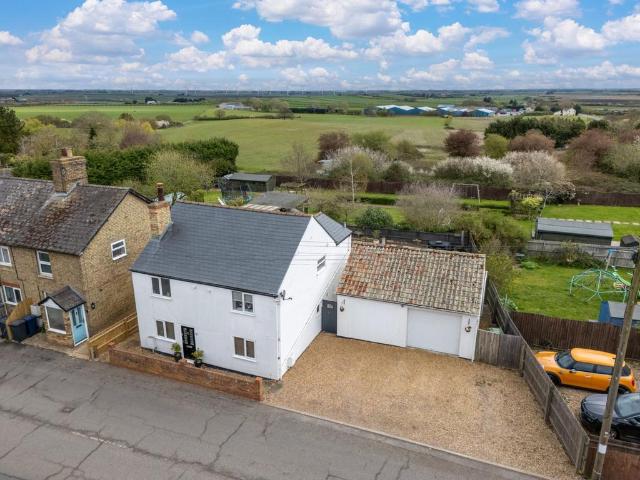 House for sale in Huntingdon, Cambridgeshire