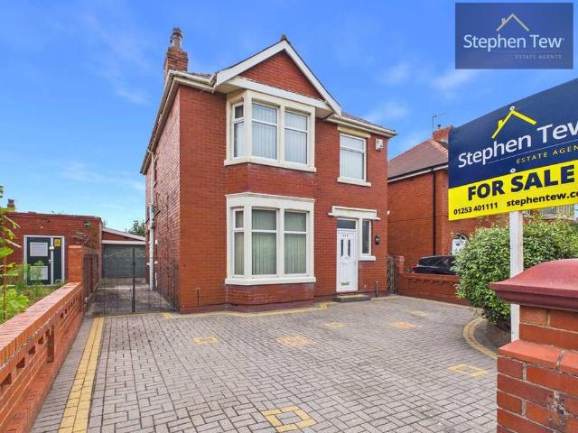House for sale in Common Edge, Blackpool