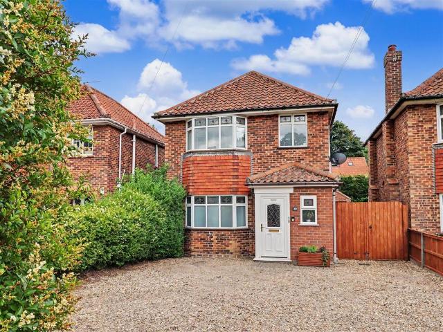 House for sale in Crostwick, Norfolk