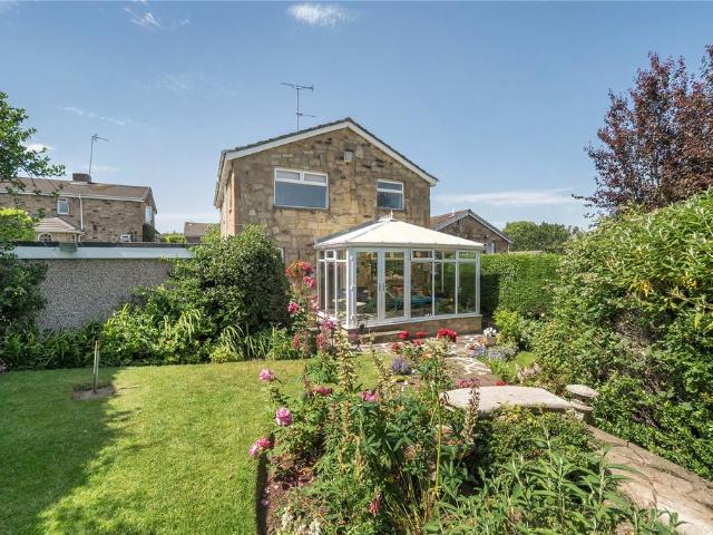 House for sale in Shadwell, Leeds