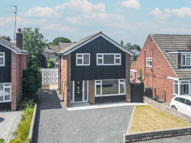 House for sale in Harewood, West Yorkshire