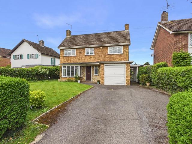 House for sale in Beaconsfield, Forty Green