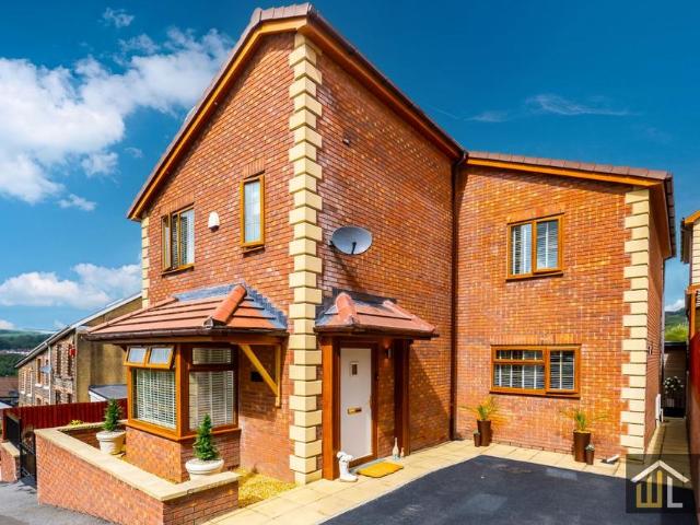 House for sale in Pontypridd, Wales
