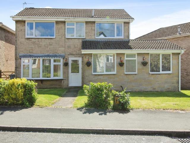 House for sale in East Ardsley, West Yorkshire