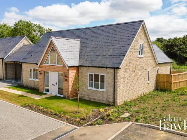 House for sale in Christian Malford, Wiltshire