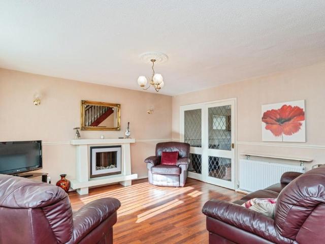House for sale in Saltney Ferry, Flintshire