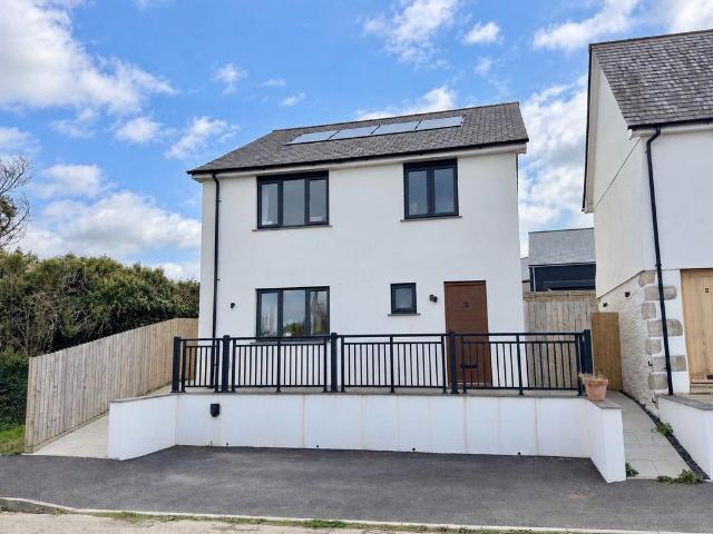 House for sale in Egloshayle, Cornwall