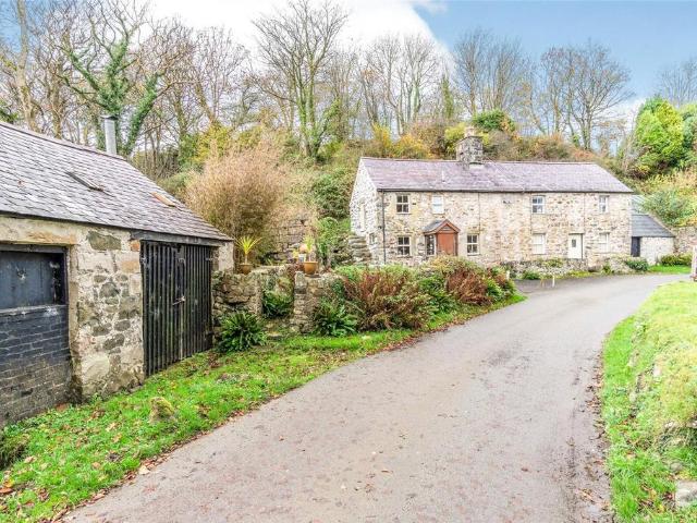 House for sale in Bryncroes, Wales