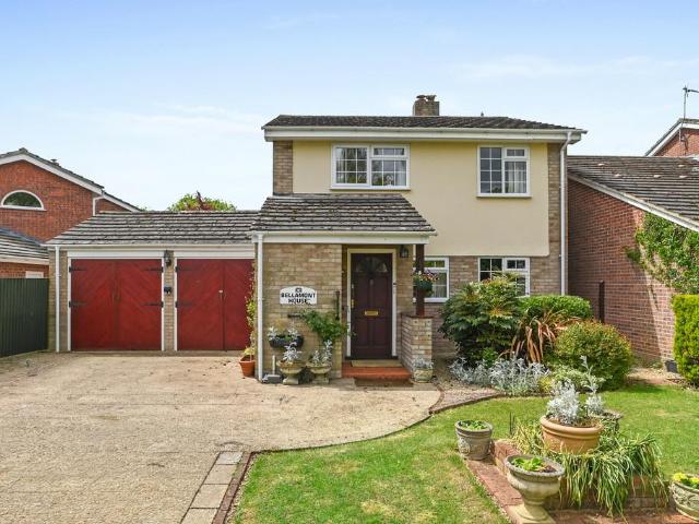House for sale in Chelmondiston, Suffolk