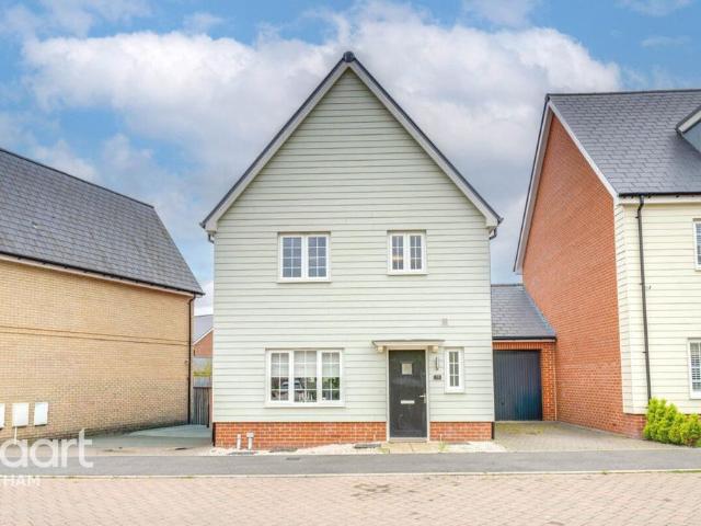 House for sale in Chipping Hill, Essex