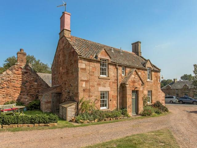 House for sale in Tyninghame, Scotland
