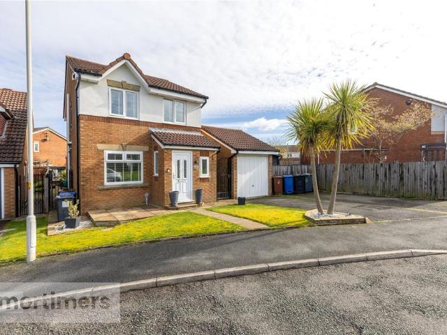 House for sale in Blackamoor, Lower Darwen
