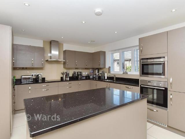 House for sale in Oad Street, Kent