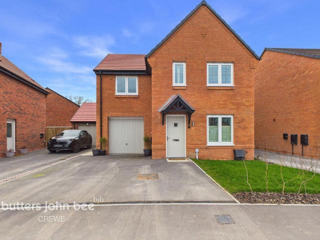 House for sale in Weston and Crewe Green, New Basford