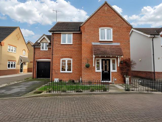 House for sale in South Ockendon, Essex