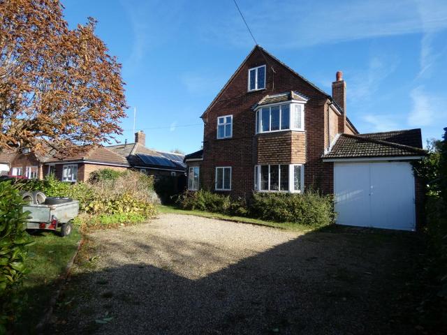 House for sale in Fordham Heath, Essex