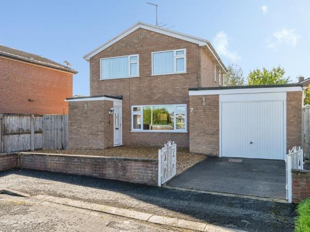 House for sale in The Green, Higher Kinnerton