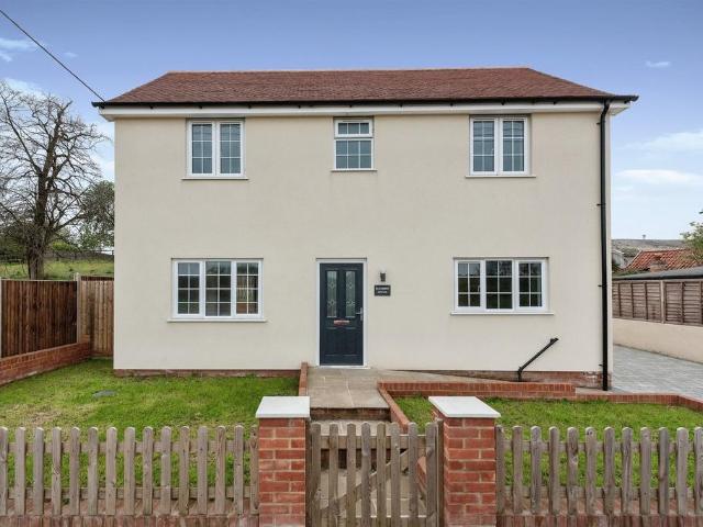 House for sale in Bedingfield, Suffolk