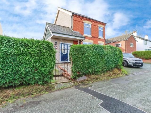 House for sale in Little Mountain, Wales