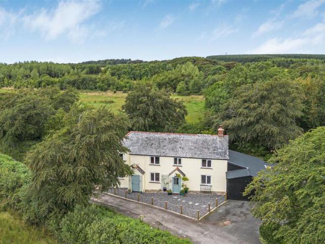 House for sale in Weir Quay, Devon