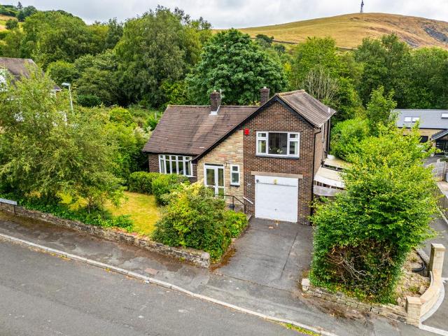 House for sale in Saddleworth, Pendock