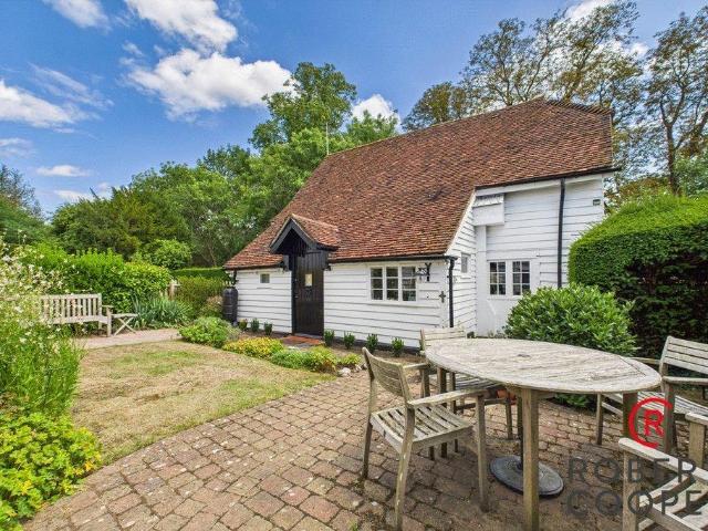 House for sale in Eastcote Village, Cat Hill