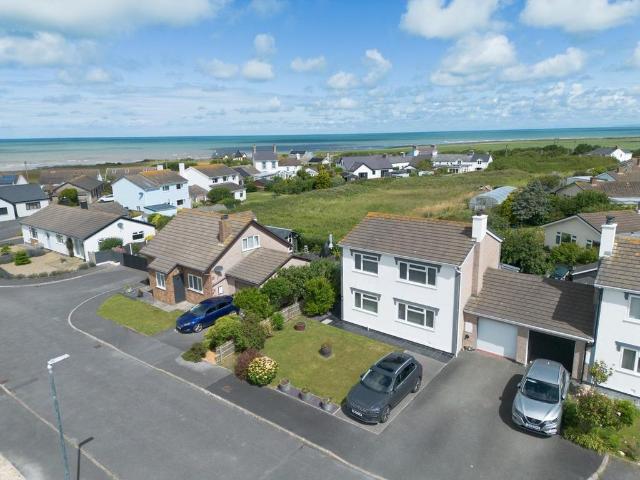 House for sale in Llanon, Wales