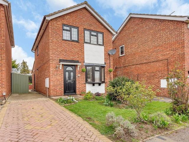 House for sale in Hatton Park, Wellingborough